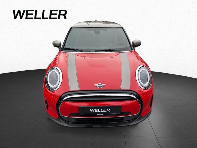 Gebraucht Mini Cooper 136 PS (100 kW) 2022 Chilirot (rot) Kleinwagen