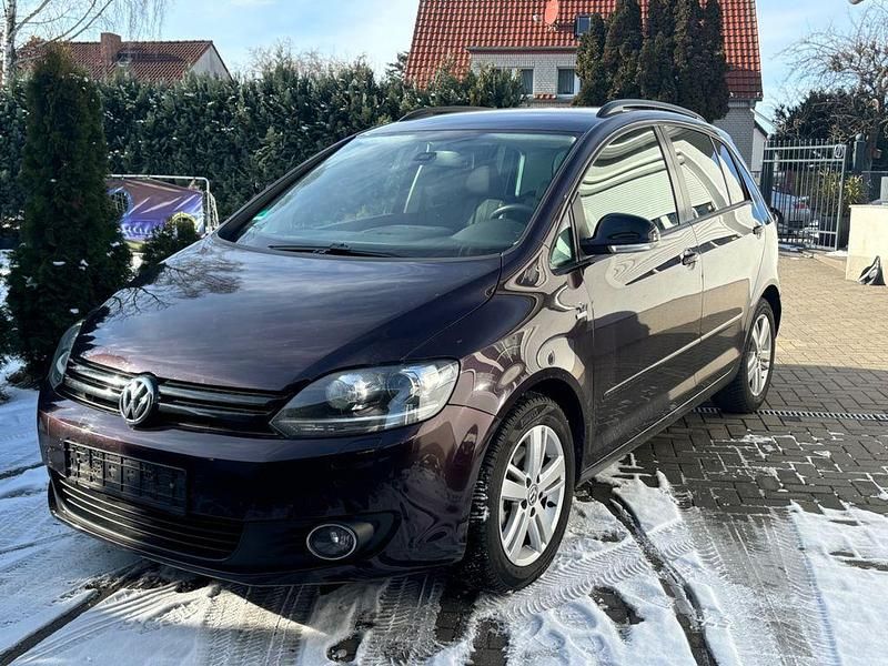 Gebraucht VW Golf VII Match 122 PS (89 kW) 2013 Rot Limousine