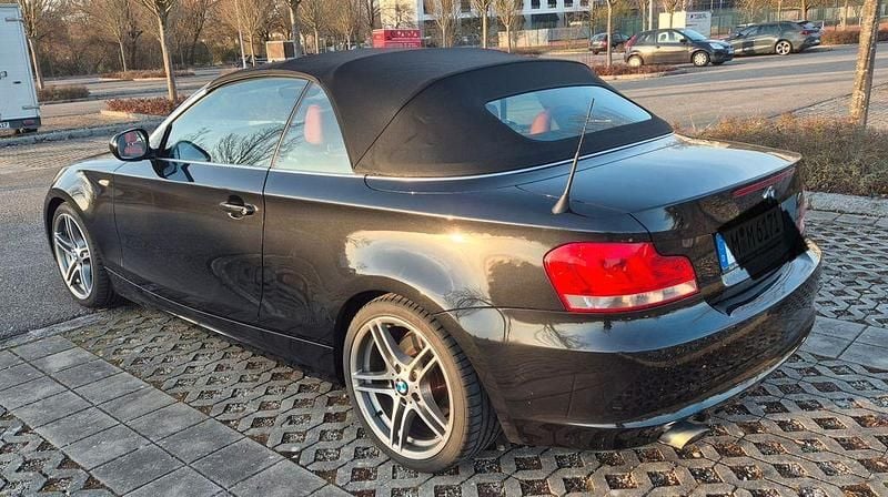 Gebraucht BMW 120 Cabriolet Performance 177 PS (130 kW) 2012 Schwarz Cabrio