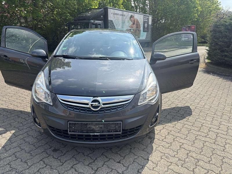 Gebraucht Opel Corsa Satellite 87 PS (63 kW) 2011 Karbongrau Kleinwagen