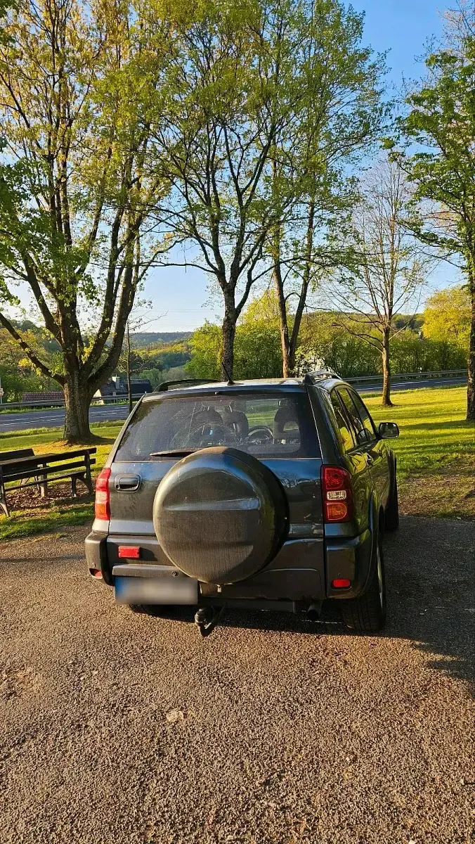 Gebraucht Toyota RAV4 116 PS (85 kW) 2006 Grau SUV