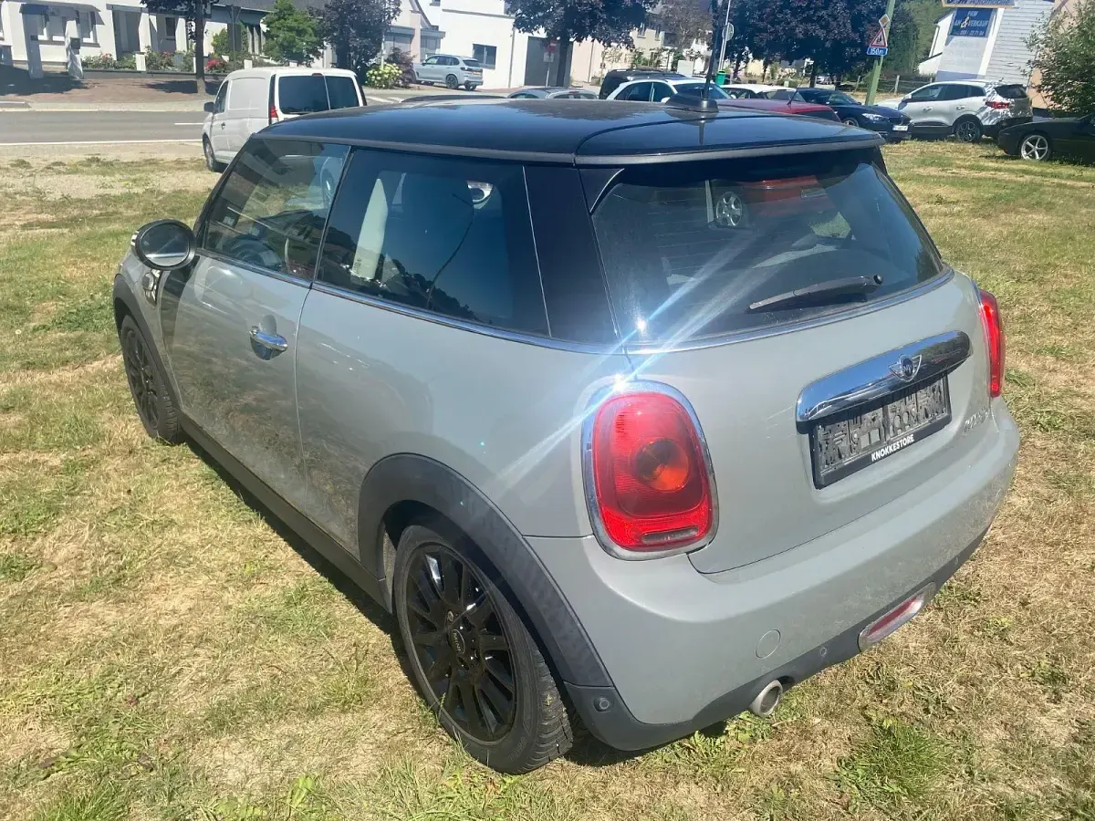Gebraucht Mini Cooper D Sport 116 PS (85 kW) 2015 Grau Kleinwagen