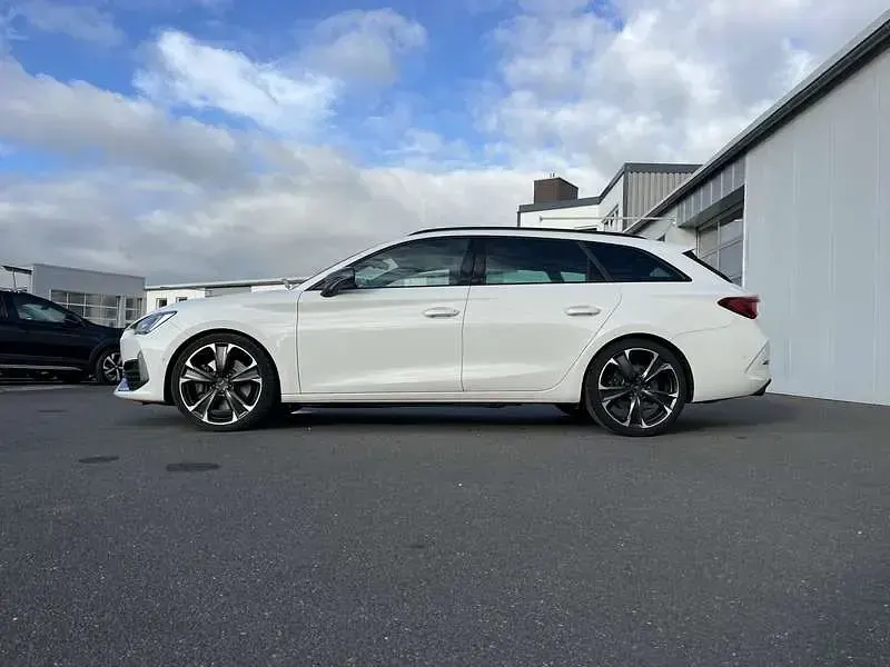 Gebraucht Cupra Leon VZ1 245 PS (180 kW) 2024 Weiß Kombi