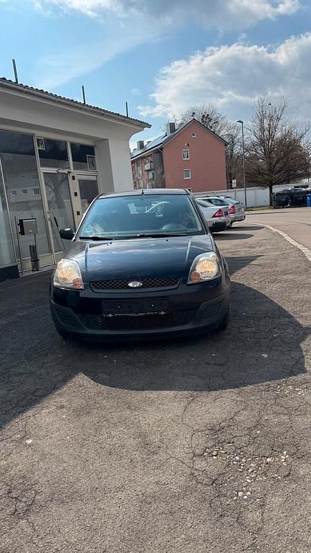 Gebraucht Ford Fiesta 100 PS (73 kW) 2006 Blau Kleinwagen