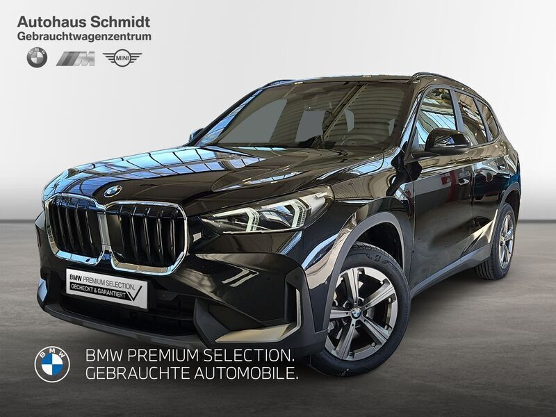 Saphirschwarz Gebraucht 2024 BMW X1 Sport Line SUV | 37.000 € (Superpreis) - Bild 1/4