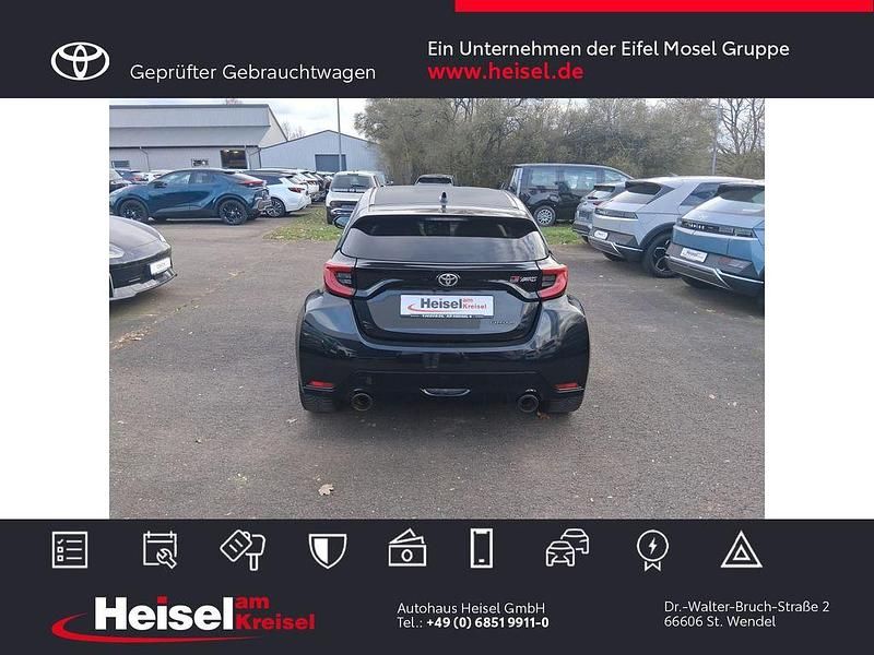 Gebraucht Toyota Yaris Basis 261 PS (191 kW) 2020 Precious schwarz Kleinwagen