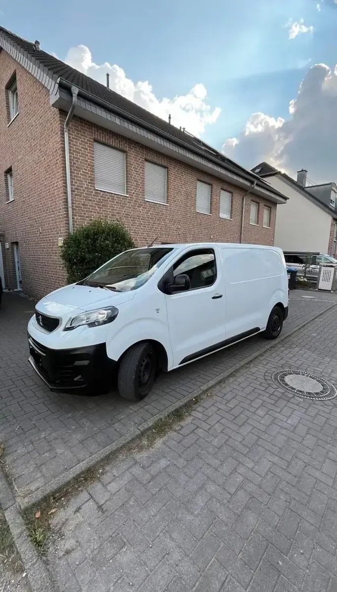Gebraucht Peugeot Expert 95 PS (69 kW) 2016 Weiß Van
