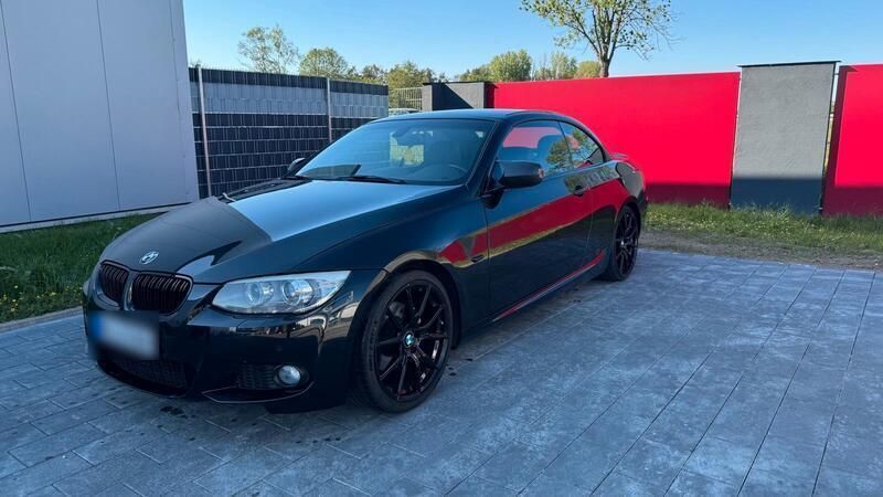 Schwarz Gebraucht 2011 BMW 320 Cabriolet Cabrio | 12.000 € (Fairer Preis) - Bild 1/4
