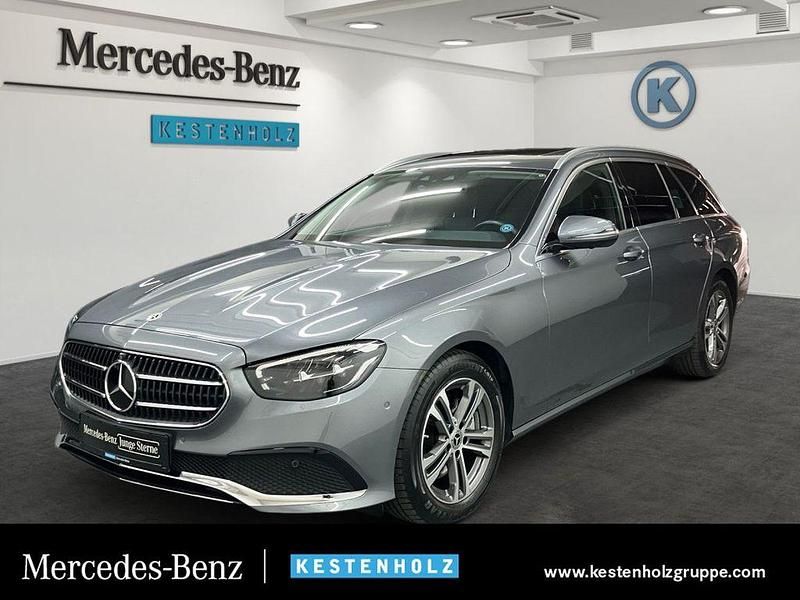 Selenitgrau Gebraucht 2022 Mercedes E220 Kombi | 41.890 € (Etwas zu teuer) - Bild 1/4