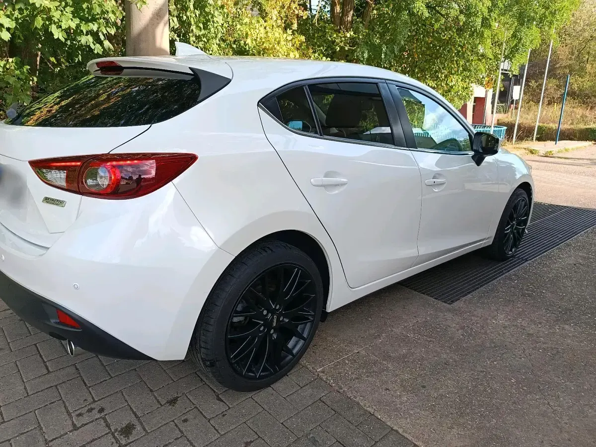 Gebraucht Mazda 3 150 PS (110 kW) 2016 Weiß Limousine