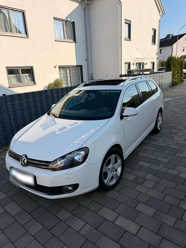 Gebraucht VW Golf V Highline 105 PS (77 kW) 2009 Weiß Kombi