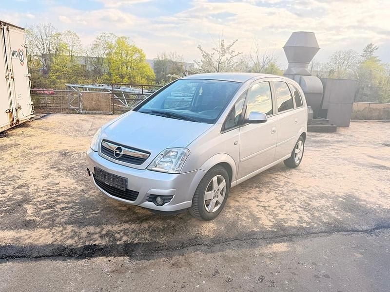 Second-hand Opel Meriva 105 CP (77 kW) 2007 Argintiu Monovolum