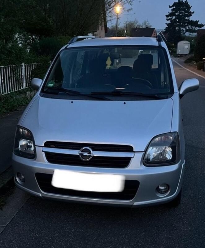 Silber Gebraucht 2005 Opel Agila Cosmo Van / Kleinbus | 2.200 € (Fairer Preis) - Bild 1/1