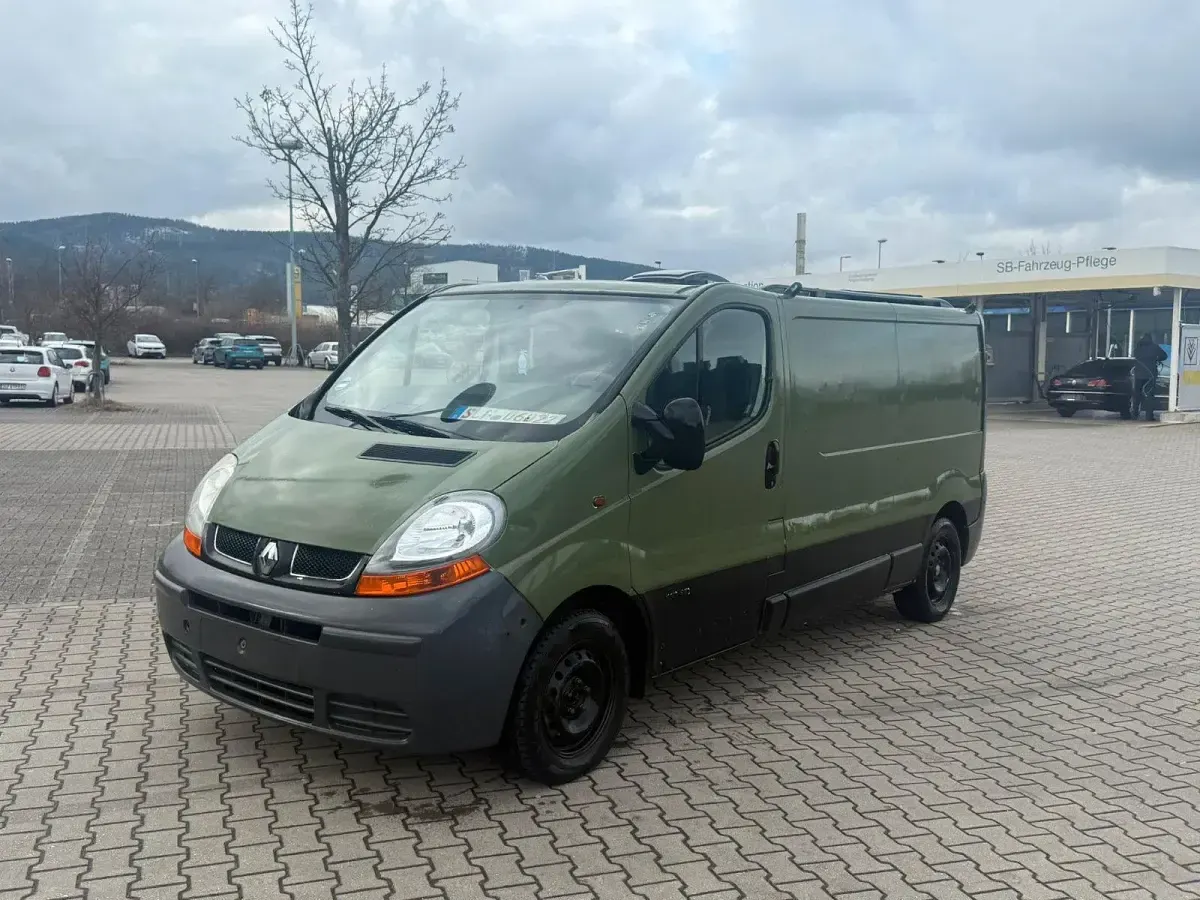 Gebraucht Renault Trafic 90 PS (66 kW) 2003 Van / Kleinbus