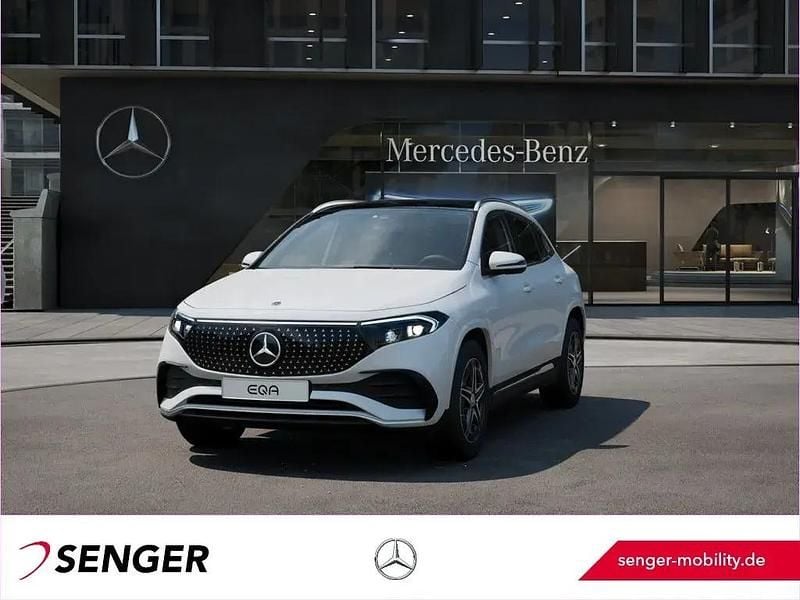 Polarweiß Gebraucht 2024 Mercedes EQA350 AMG line SUV | 39.880 € (Fairer Preis) - Bild 1/1