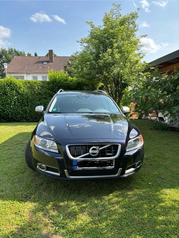 Blau Gebraucht 2012 Volvo V70 Ocean Race Kombi | 9.500 € (Guter Preis) - Bild 1/4