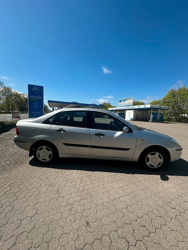 Usata Ford Focus 100 CV (73 kW) 2004 Berlina