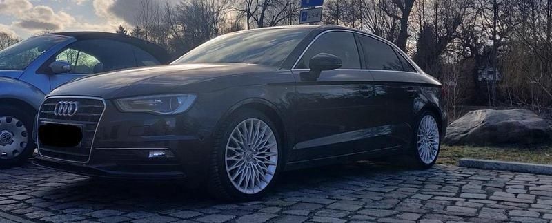 Schwarz Gebraucht 2013 Audi A3 S-Line Limousine | 15.500 € (Fairer Preis) - Bild 1/4