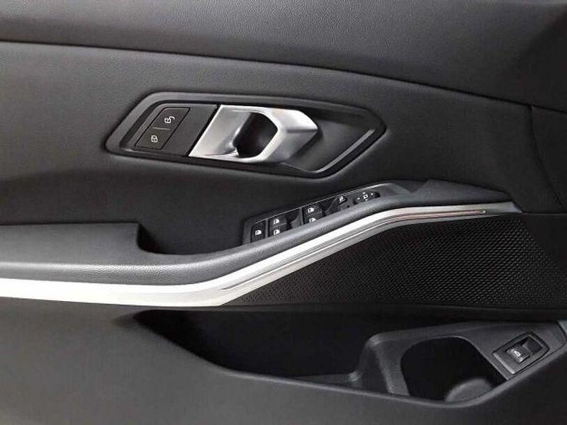 Gebraucht BMW 320 Shadowline 2023 Grau Kombi