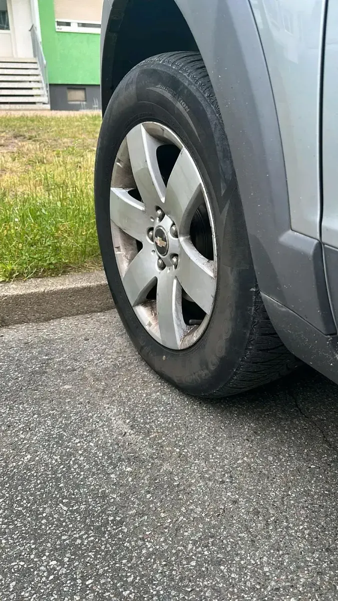 Gebraucht Chevrolet Captiva 136 PS (100 kW) 2010 Silber SUV