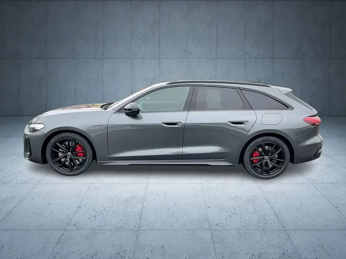 Neu Audi A5 367 PS (269 kW) 2026 Daytonagrau perleffekt Kombi