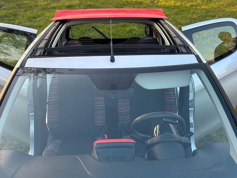 Gebraucht Citroën C1 Advance 68 PS (50 kW) 2012 Grau Kleinwagen
