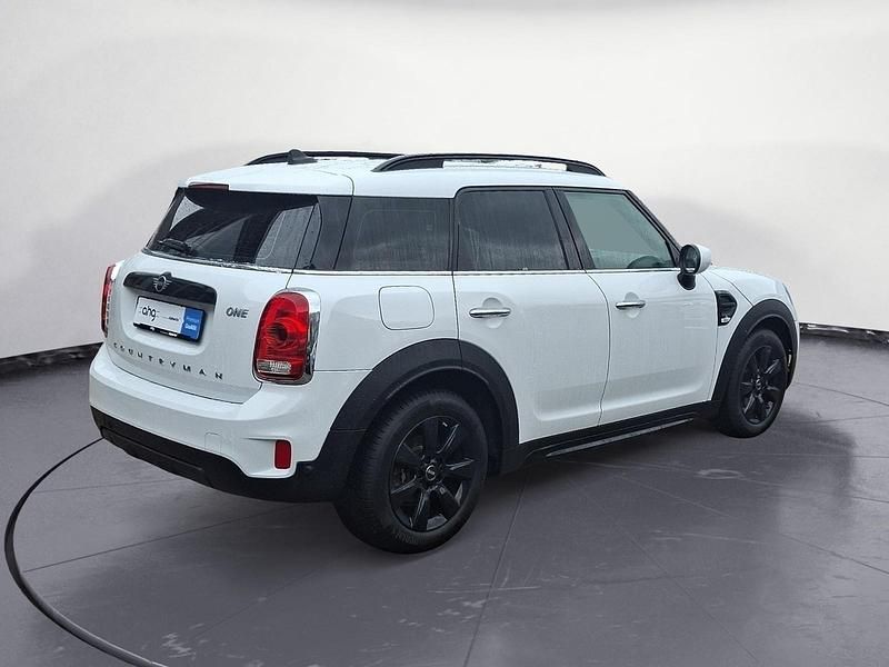 Gebraucht Mini One Countryman 102 PS (75 kW) 2019 Weiß SUV