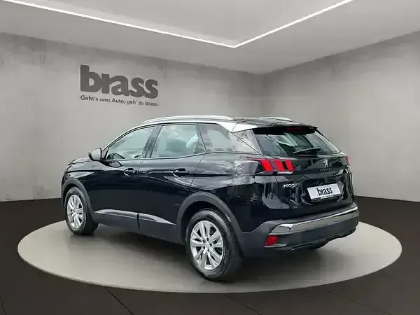Gebraucht Peugeot 3008 Active 131 PS (96 kW) 2019 Schwarz perla nera / metallic klarlack SUV