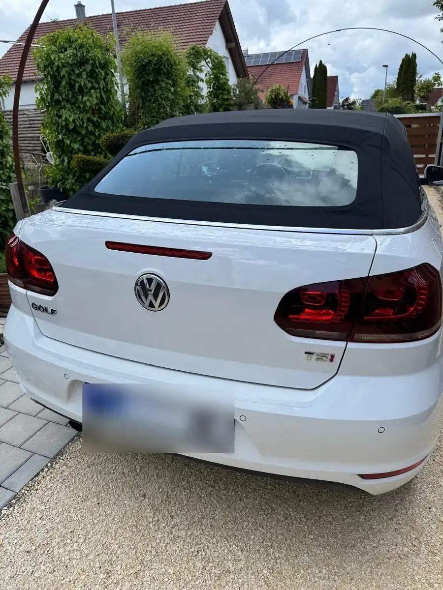 Gebraucht VW Golf Cabriolet 122 PS (89 kW) 2012 Weiß Cabrio