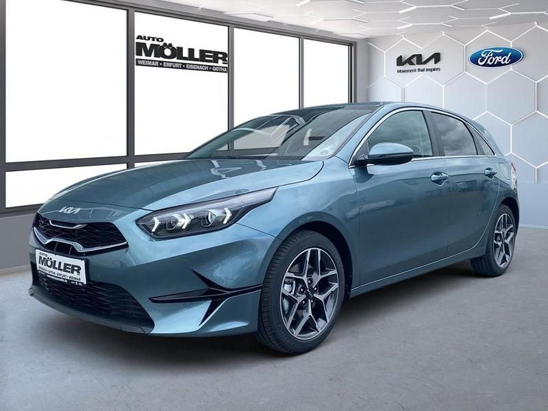 Neu Kia Ceed Style 101 PS (74 kW) 2025 Grau Kleinwagen