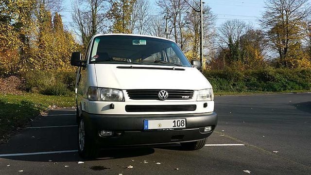 Gebraucht VW T4 102 PS (75 kW) 2000 Weiß metallic Van