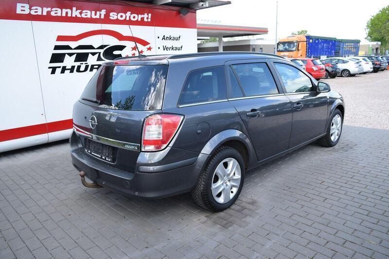 Gebraucht Opel Astra 110 PS (80 kW) 2010 Grau Kombi