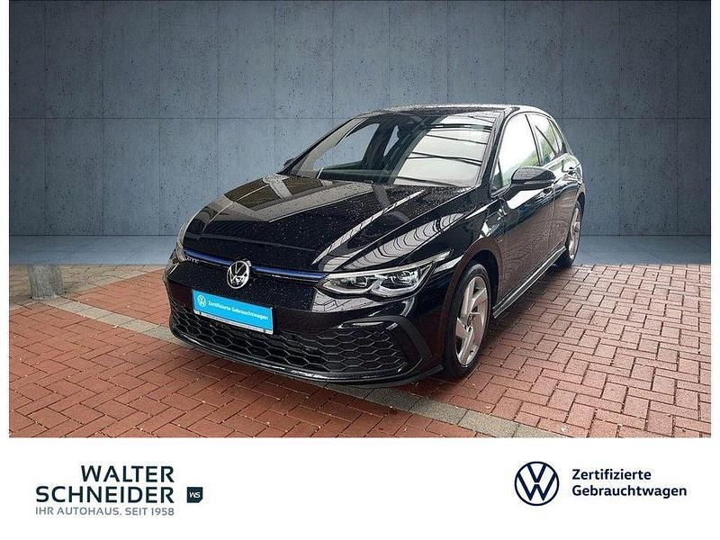 Deep black perleffekt Gebraucht 2020 VW Golf VIII GTE Limousine | 22.850 € (Fairer Preis) - Bild 1/4