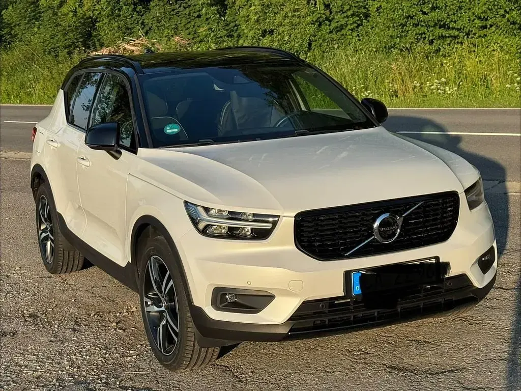 Gebraucht Volvo XC40 R-Design 190 PS (139 kW) 2018 Weiß SUV