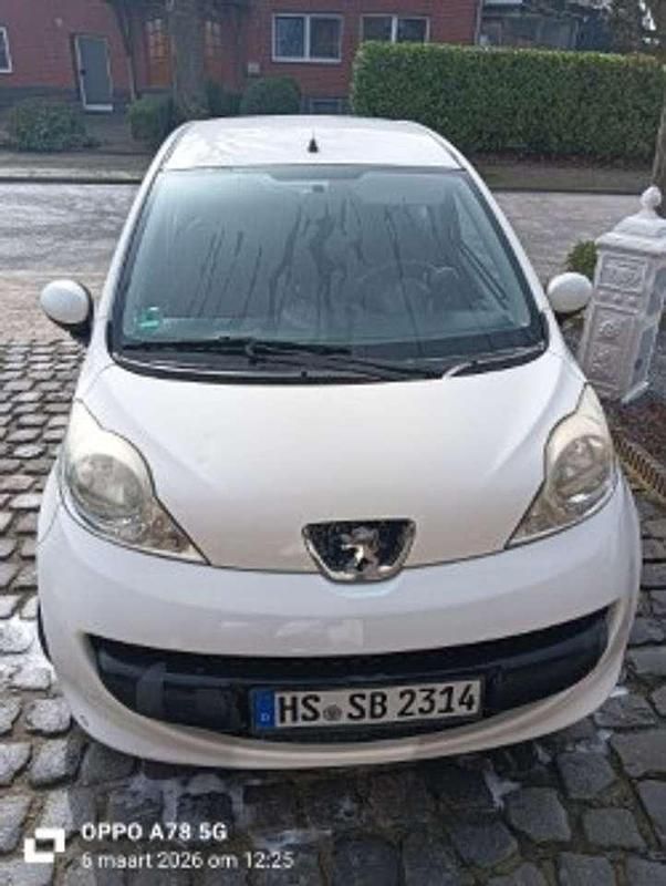 Gebraucht Peugeot 107 Filou 68 PS (50 kW) 2007 Weiß Kleinwagen