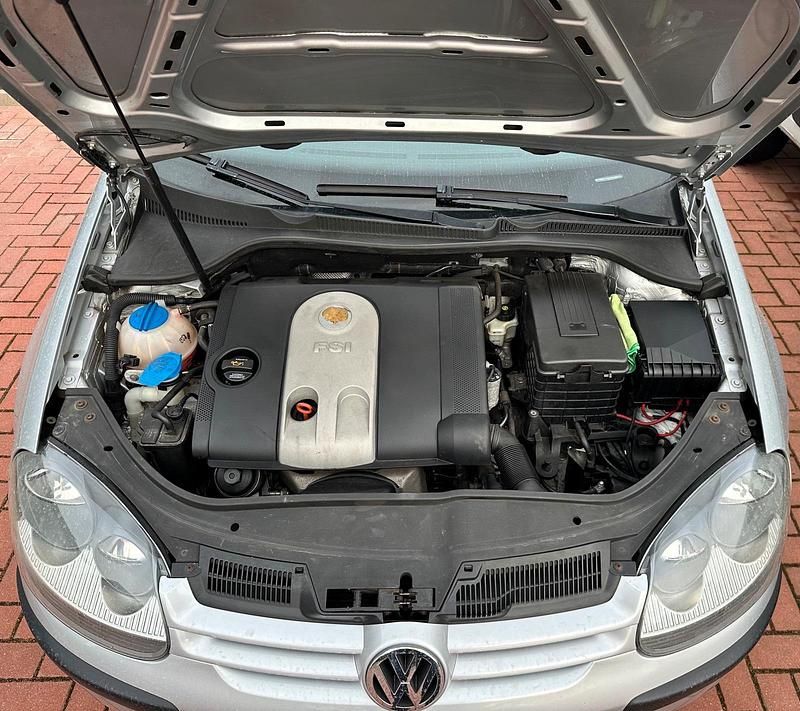 Gebraucht VW Golf IV 116 PS (85 kW) 2004 Silber Limousine