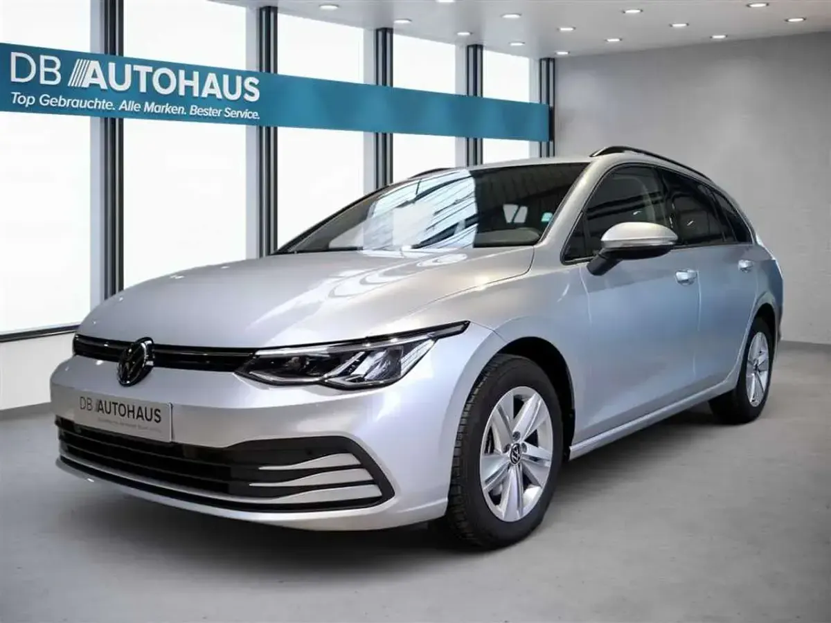 Gebraucht VW Golf VIII Life 116 PS (85 kW) 2023 Kombi