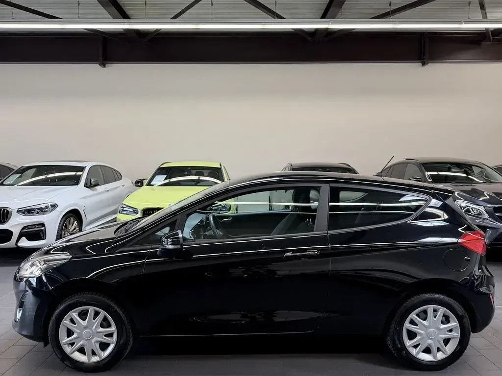 Gebraucht Ford Fiesta Cool & Connect 71 PS (52 kW) 2019 Schwarz Kleinwagen