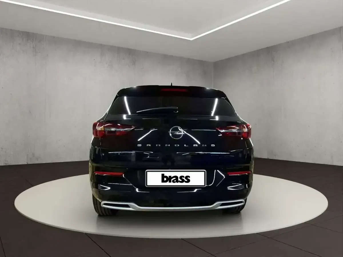 Gebraucht Opel Grandland X Elegance 131 PS (96 kW) 2023 Diamant schwarz / karbon schwarz SUV