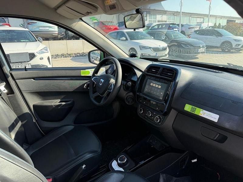 Gebraucht Dacia Spring Comfort 33 kW (45 PS) 2021 Weiß Kleinwagen