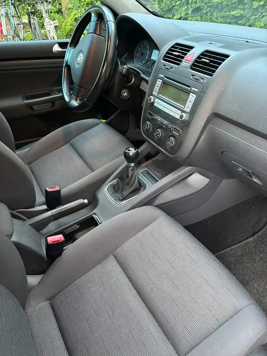 Gebraucht VW Golf IV 59 PS (43 kW) 2006 Schwarz Kleinwagen