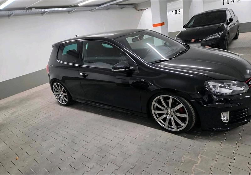 Gebraucht VW Golf VI Edition 235 PS (172 kW) 2011 Schwarz Kleinwagen
