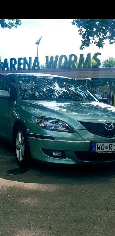 Grün Gebraucht 2004 Mazda 3 Kleinwagen | 3.700 € (Fairer Preis) - Bild 1/4