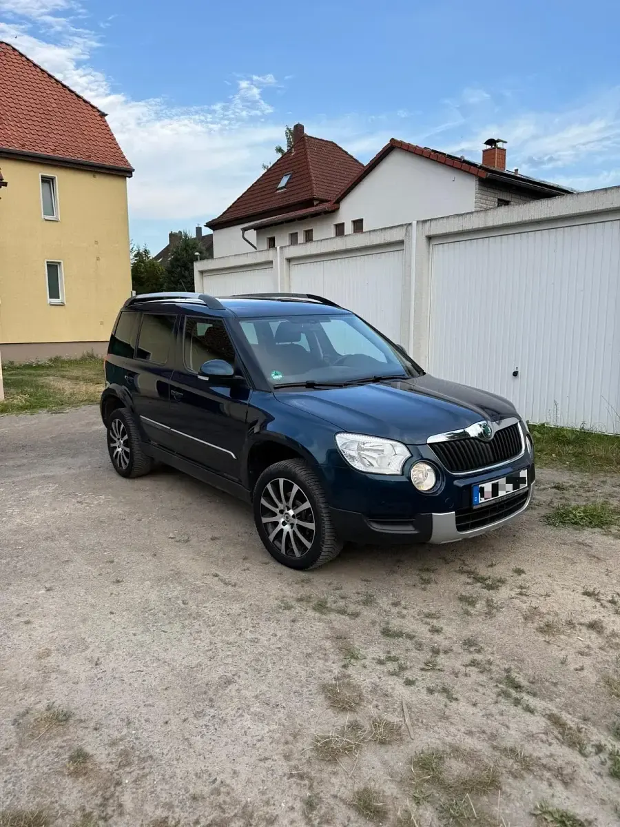 Gebraucht Skoda Yeti 105 PS (77 kW) 2012 Andere farben SUV