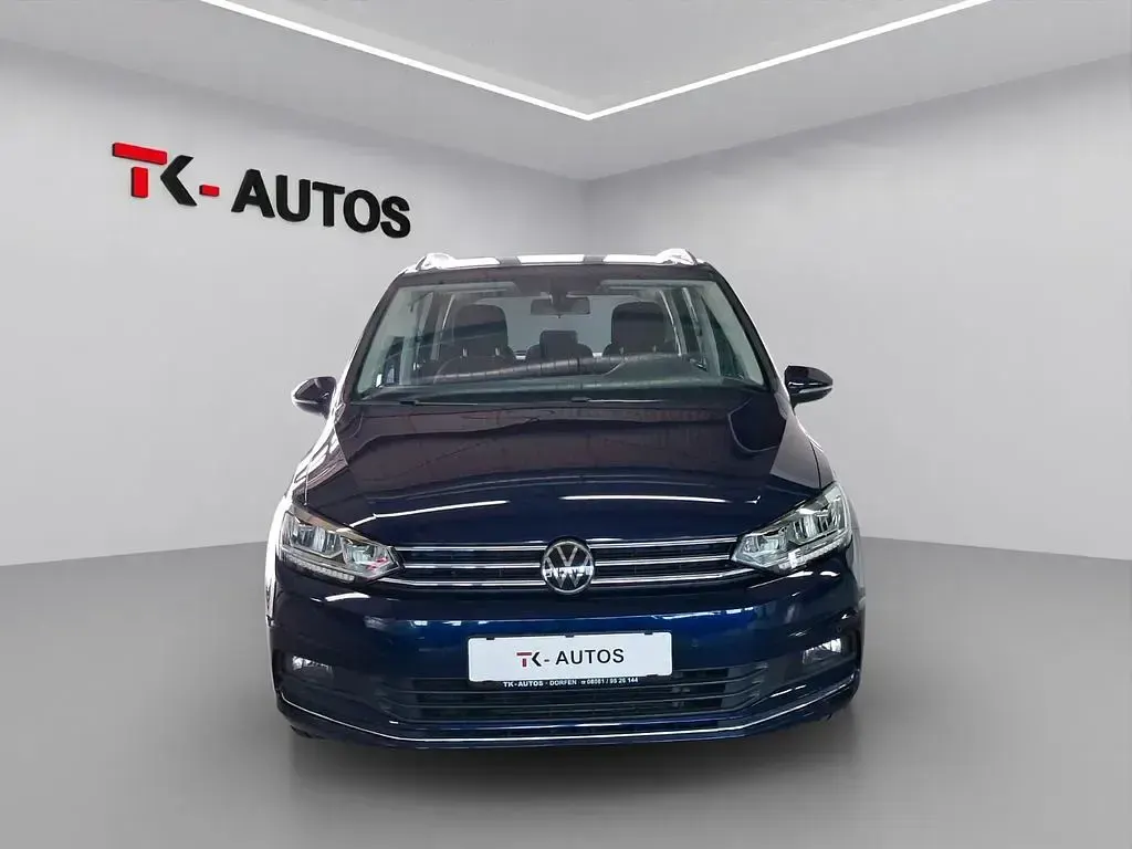 Gebraucht VW Touran Highline 150 PS (110 kW) 2021 Atlantic blue Van / Kleinbus