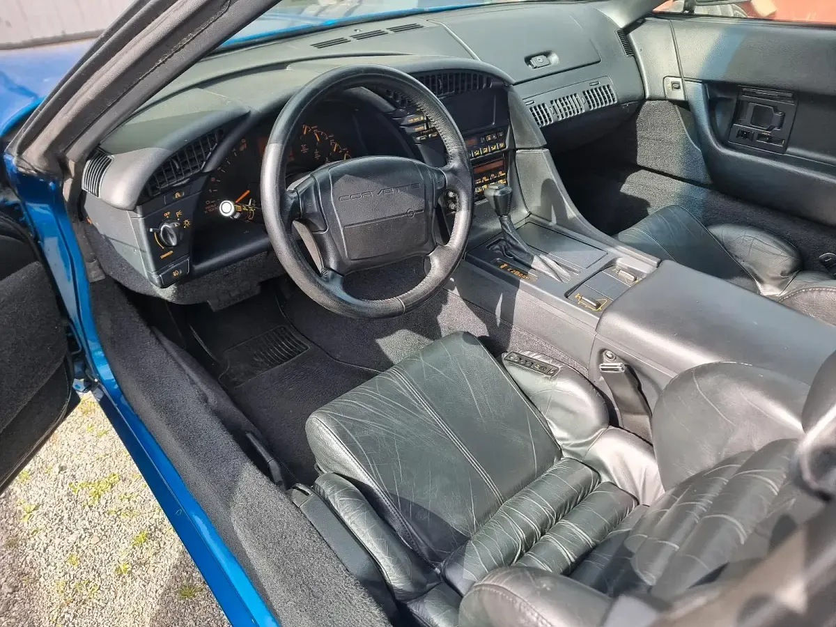 Gebraucht Chevrolet Corvette C4 306 PS (225 kW) 1992 Blau Cabrio