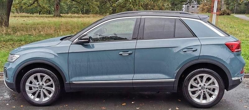 Gebraucht VW T-Roc Style 150 PS (110 kW) 2023 Blau SUV