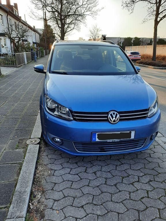 Gebraucht VW Touran Comfortline 105 PS (77 kW) 2011 Blau Van / Kleinbus