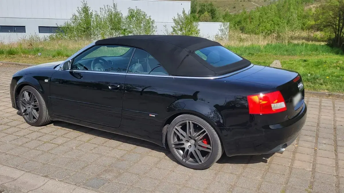 Gebraucht Audi A4 Cabriolet 163 PS (119 kW) 2004 Schwarz Cabrio