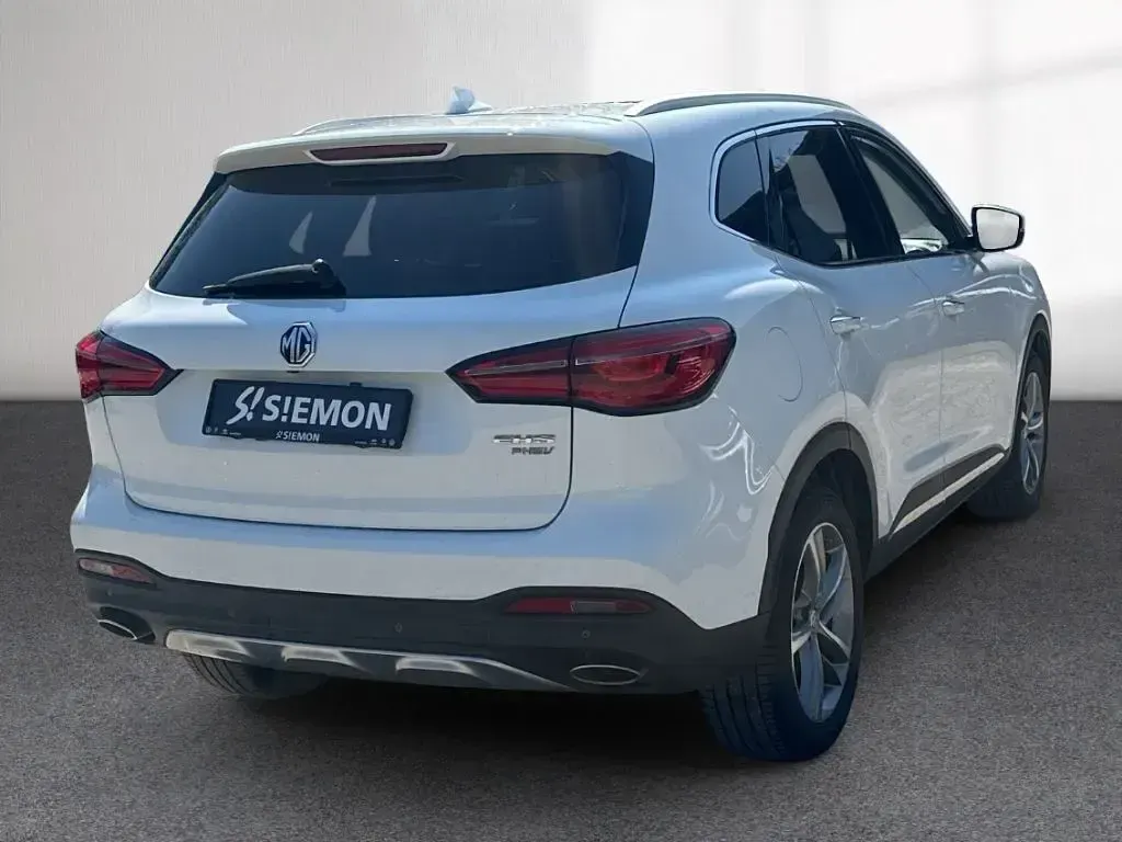 Käytetty MG EHS Luxury 162 HP (119 kW) 2021 Musta Katumaasturi